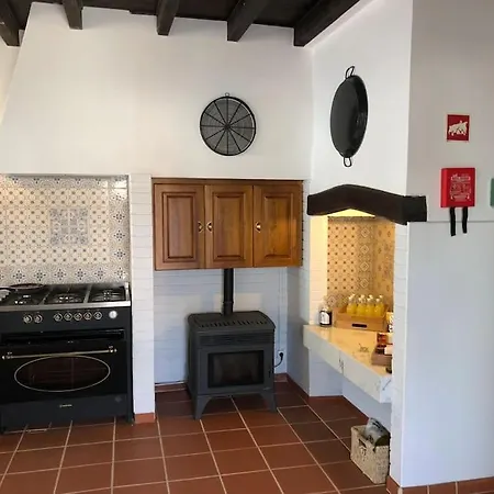 Quinta Da Feriehus Salir de Matos